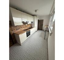 Lichtdurchflutete 3-Zimmer-Wohnung + Balkon - Neuss Holzheim