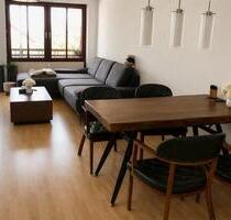 Charmante DG-Maisonette-Wohnung 76,3 m² Wohn-Nutzfl. - prov.frei - Unterschleißheim