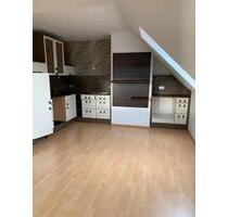 Attraktive, modernisierte 3,5-Zimmer-Dachgeschosswohnung - Halberstadt