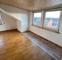 Helle Dachgeschosswohnung + Dachterrasse in Leutkirch im Allgäu