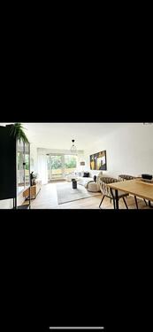 Foto - Komplett sanierte 3-Zimmer-Wohnung (70,4 qm) mit großem Balkon