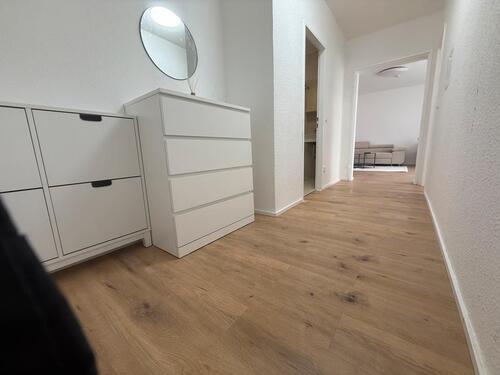 Foto - Top Sanierte 2 Zimmer Eigentumswohnung mit eigenem Stellplatz