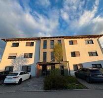 Hochwertig 3-Zimmer-Wohnung im 1. Obergeschoss Aufzug, Tiefgarage - Gottfrieding