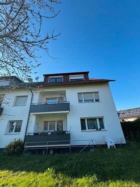 Foto - Provisionsfrei: Freistehende 3-Zimmer-Wohnung mit Garage
