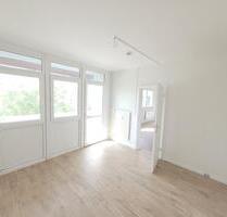FAMILIENFREUNDLICH & FAMILIEN-TAUGLICH – 4 Zimmer, EBK & Balkon - Halle (Saale) Nietleben