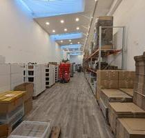 Helle Lager- (210 + 50m²) und Büroräume (70 m²) in Lichtenberg - Berlin