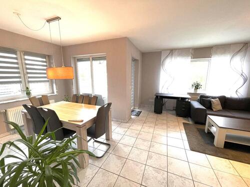 Foto - Ruhig gelegene, helle, 2 ZKB Wohnung mit Balkon (1. OG) und EBK