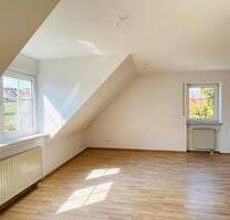 Helle 2,5 Zimmer Wohnung mit neuem Bad & inkl. Garage - Marktredwitz
