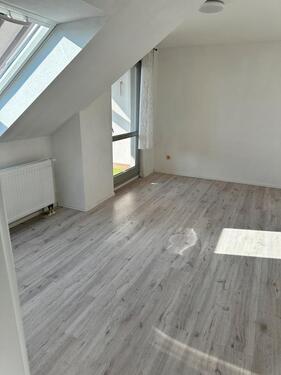 Foto - 2 Zimmer Dachgeschoßwohnung zur Miete in Bad Neustadt an der Saale