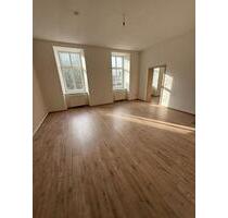 Helle 2 Zimmer Wohnung in ruhiger Lage in Bebertal - Kamin, Küche - Erxleben