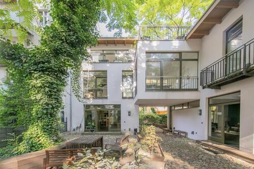 Foto - Büroräume in der Kastanienallee über 3 Etagen mit Terrasse und Garten