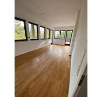 Moderne 3-Zimmer Wohnung mit riesigem Balkon und Klimaanlage! - Leipzig Nordost