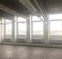 Helles und modernes Büro im 4. OG - Berlin Neukölln