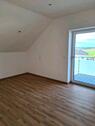 Foto - Neuwertige schöne helle 3 Zimmer Dachgeschosswohnung mit Balkon