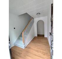 Zu Vermieten - 939,00&nbsp;EUR Kaltmiete, ca.&nbsp; 90,00&nbsp;m&sup2; in Erwitte (PLZ: 59597)