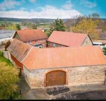 Vierseitenhof, Bauernhof, Bauernhaus, Scheunen - Erxleben