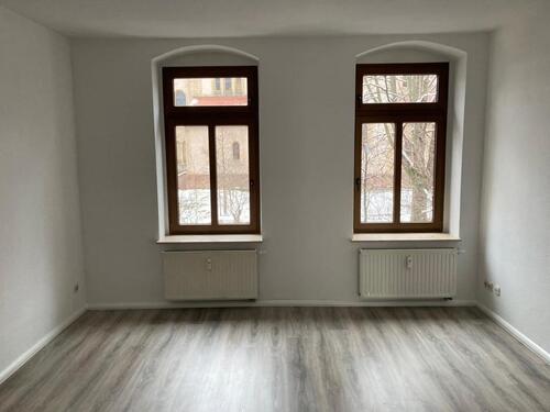 Foto - Gemütliche 3-Zimmer mit Laminat, Balkon und Wannenbad in zentraler Lage!