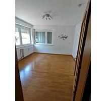 3 Zimmer Wohnung 80qm - 1.020,00&nbsp;EUR Kaltmiete, ca.&nbsp; 80,00&nbsp;m&sup2; in Wermelskirchen (PLZ: 42929)