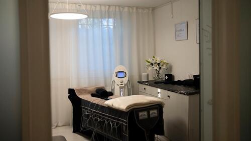 Foto - Raum in Kosmetikstudio zu vermieten