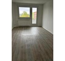 Balkon? - 310,00 EUR Kaltmiete, in Halle (Saale) (PLZ: 06132) Silberhöhe