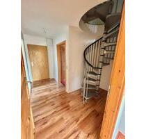 LEUBEN II Wunderschöne 6-Zimmer-Maisonette-Wohnung (70 m²) - Nossen