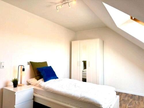 Foto - Möbliertes WG-Zimmer in moderner 3er-WG