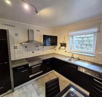 Souterrainwohnung 93 m² | eigener Eingang | EBK | Stellplatz - Weinbach