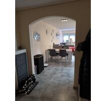 Sehr sonnige und helle 3-Zi-Wohnung in Heusenstamm