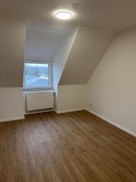 Foto - Stilvoll kernsanierte 3-Zimmer-Wohnung auf 50m² - ~6% Rendite
