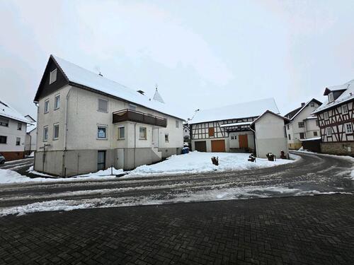 Foto - Haus zu verkaufen EFH mit Nebengebäude mit Garagen