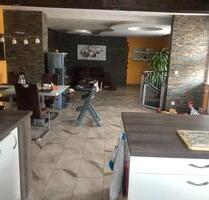 Terrassenwohnung renoviert. Keine Provision, keine Makler! - Egenhofen