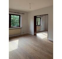 4 Zi Wohnung am Park - 1.700,00&nbsp;EUR Kaltmiete, ca.&nbsp; 95,00&nbsp;m&sup2; in Hamburg (PLZ: 22047) Wandsbek