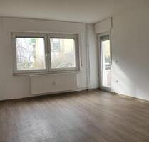 Schöne 3-Zimmer-Wohnung mit Tageslichtbad und Balkon in Hanau zu vermieten
