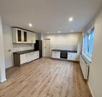 2 Zimmer Dachgeschoss Wohnung, 75 m² ab 15. Mai in Lahnstein