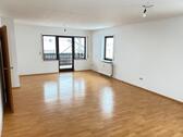 Foto - Helle 3 Zimmer Wohnung - 900,00 EUR Kaltmiete,
