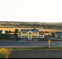 Landsitz am Steinhuder Meer - 998.000,00&nbsp;EUR Kaufpreis, ca.&nbsp; 920,00&nbsp;m&sup2; in Wölpinghausen (PLZ: 31556)