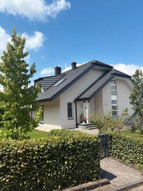 Foto - Wohnhaus gegen Gebot ab - 650.000,00 EUR Kaufpreis,