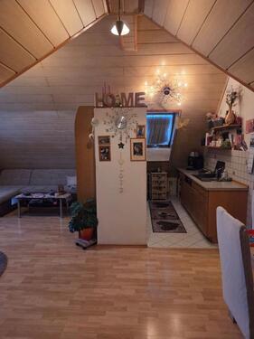 Foto - ER-Hüttendorf: Hübsche, gemütliche 2 ZW unterm Dach von Privat