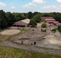 Landwirtschaftlicher Betrieb mit Pferdehaltung Wohnhaus - Tostedt