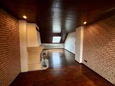 Foto - Schöne DG -Wohnung in einer gepflegten Immobilie mit Kamin und und Wunsch 2 Garagen und Stellplatz