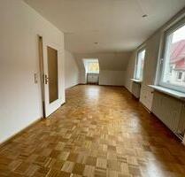 Helle, frisch renovierte 2-Zimmer Wohnung in Wehlheiden - Kassel Vorderer Westen