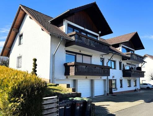 Foto - Schöne, helle 3-Zimmer Wohnung mit GartenBalkonGarage