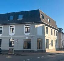 2 Zimmer Wohnung - ca. 90qm - 1.300,00&nbsp;EUR Kaltmiete, ca.&nbsp; 90,00&nbsp;m&sup2; in Buxtehude (PLZ: 21614)