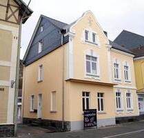 Charmante 2-Zimmer-Altbauwohnung mit 75 m² in GM-Dieringhausen ab 01.04.25 zu vermieten - Gummersbach Berstig Süd