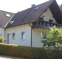 Vielseitiges Zweifamilienhaus mit ELW und schönem Grundstück - Waldbröl