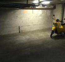 PKWKrad Garage zu vermieten Hansaviertel Mitte Berlin mit E-Tor