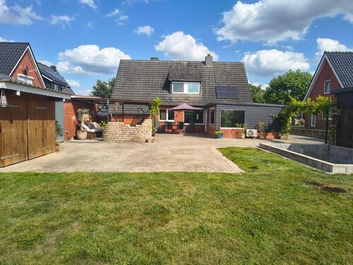 Foto - 8 Zimmer Einfamilienhaus zum Kaufen in Schwarzenbek