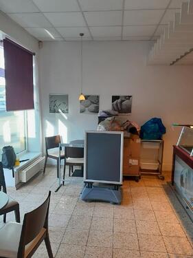 Foto - Kiosk oder Bäckerei im Störtebeker-Center provisionsfrei zu vermieten