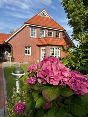 Foto - Hochwertige, helle 130qm Wohnung mit 2 Balkone und Garten