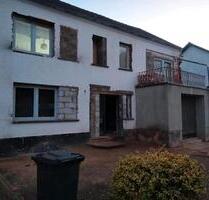 Haus mit Garten in ruhiger Lage – renovierungsbedürftig - Losheim am See